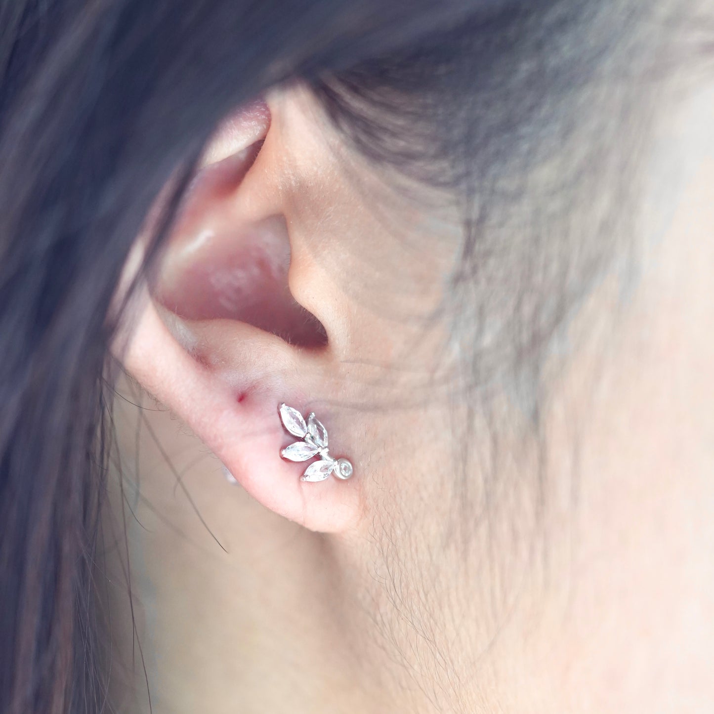 Lirae Ear Studs