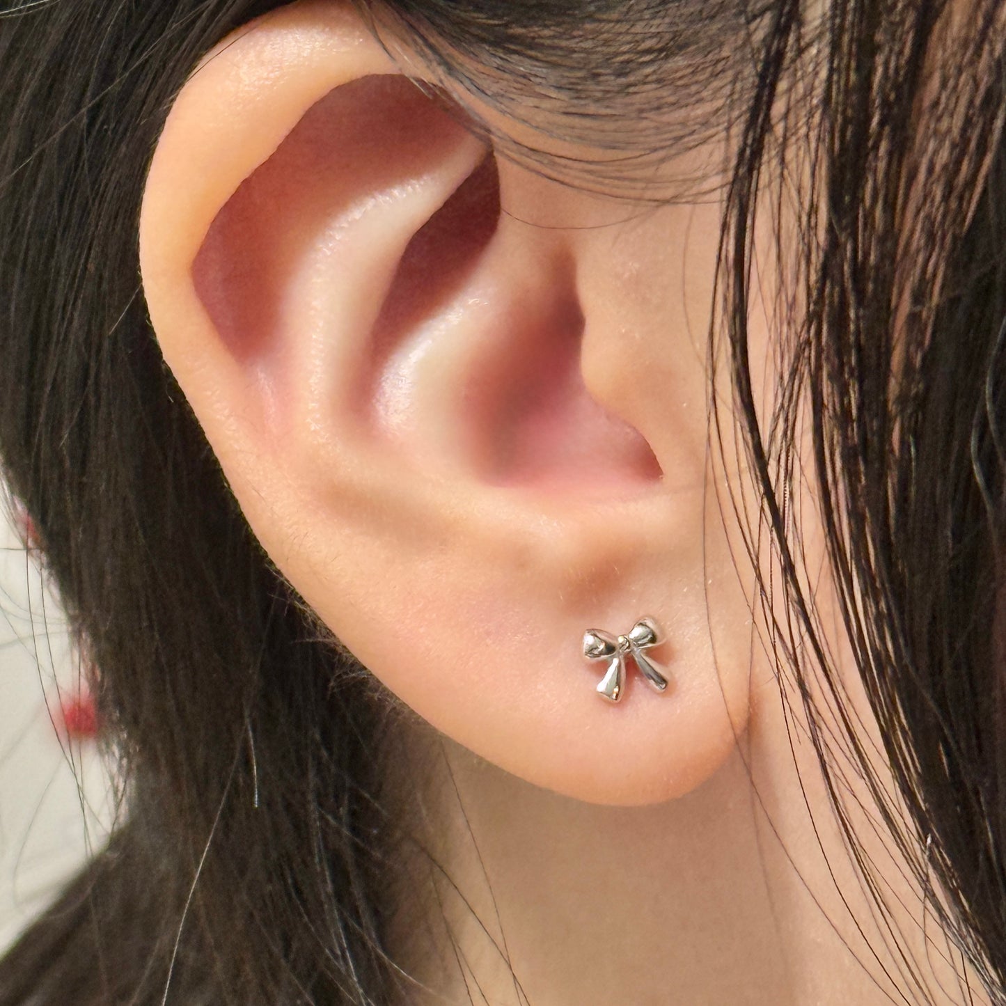 Chérie Bow Ear Studs