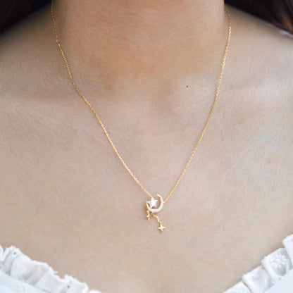 Lunafleur Necklace