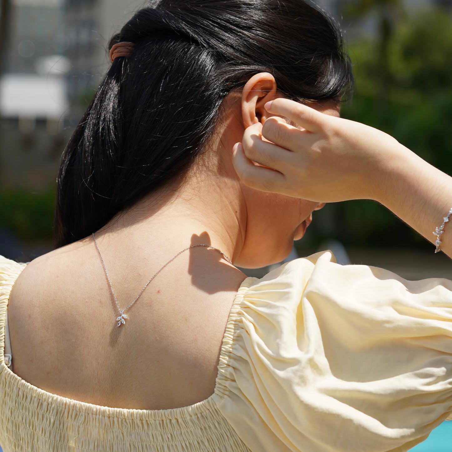 Lirae Necklace
