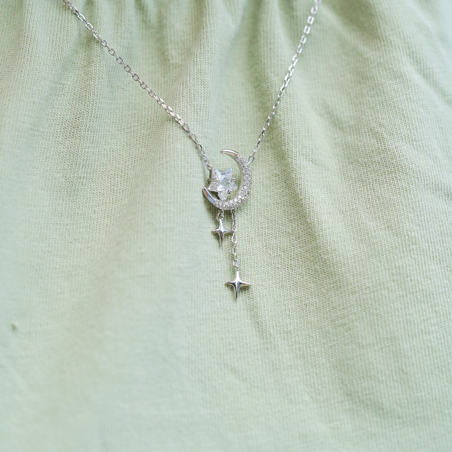 Lunafleur Necklace