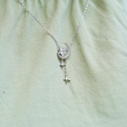 Lunafleur Necklace